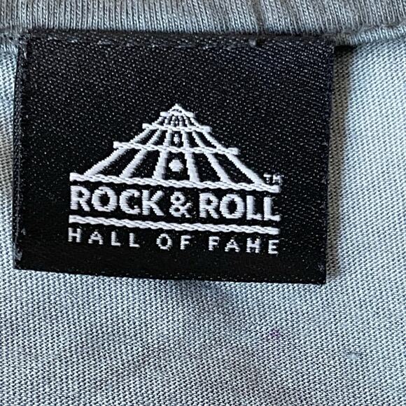 Rock & Roll Hall of Fame Ombré Grey Screen Print Short Sleeve T-shirt Size Small - Picture 5 of 7